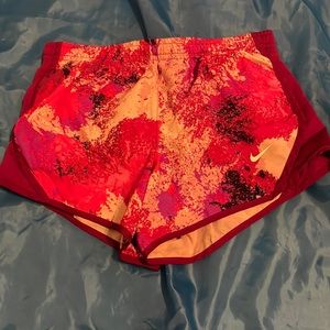Nike shorts size S